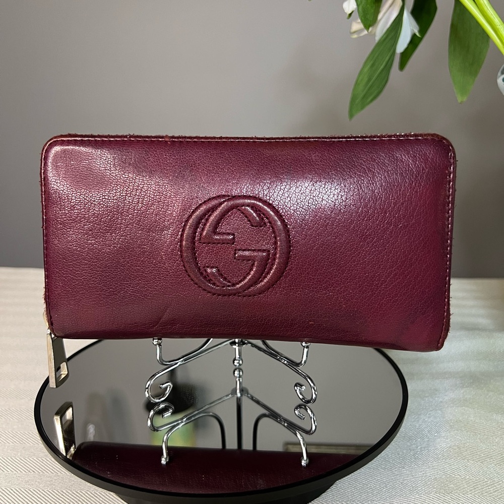GUCCI Soho Interlocking GG Long Zippy Zip Around Leather Wallet